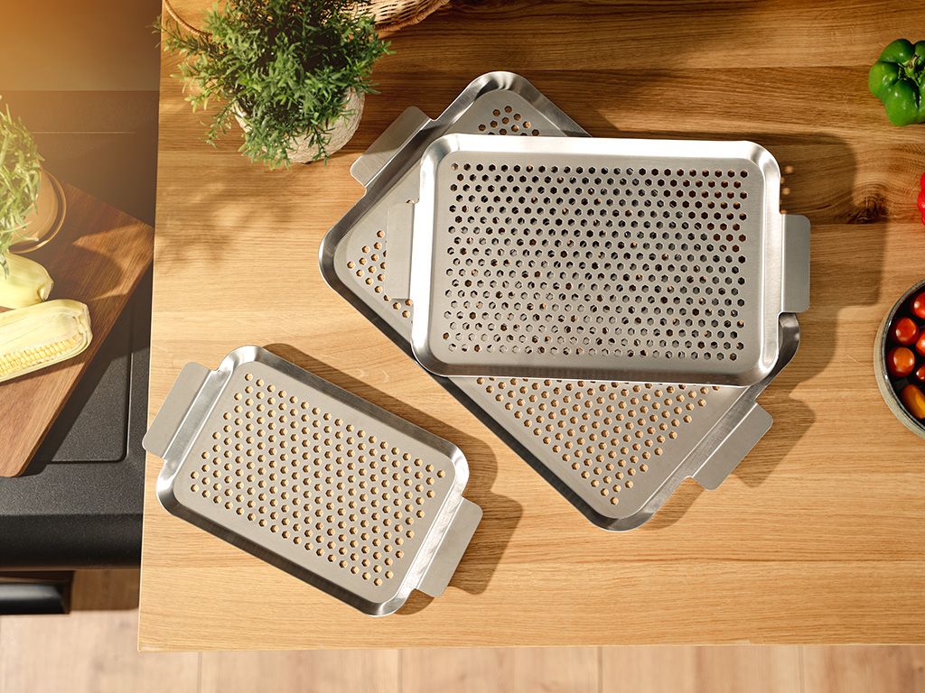 RUOSTUMATON TERÄS BBQ-ALUSTA 33×18 CM - 3