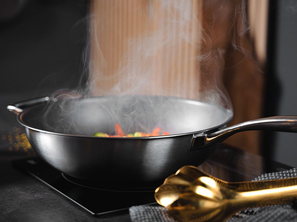 ZERO – LUONNOLLINEN TARTTUMATON WOK-PANNU 30 CM - 6