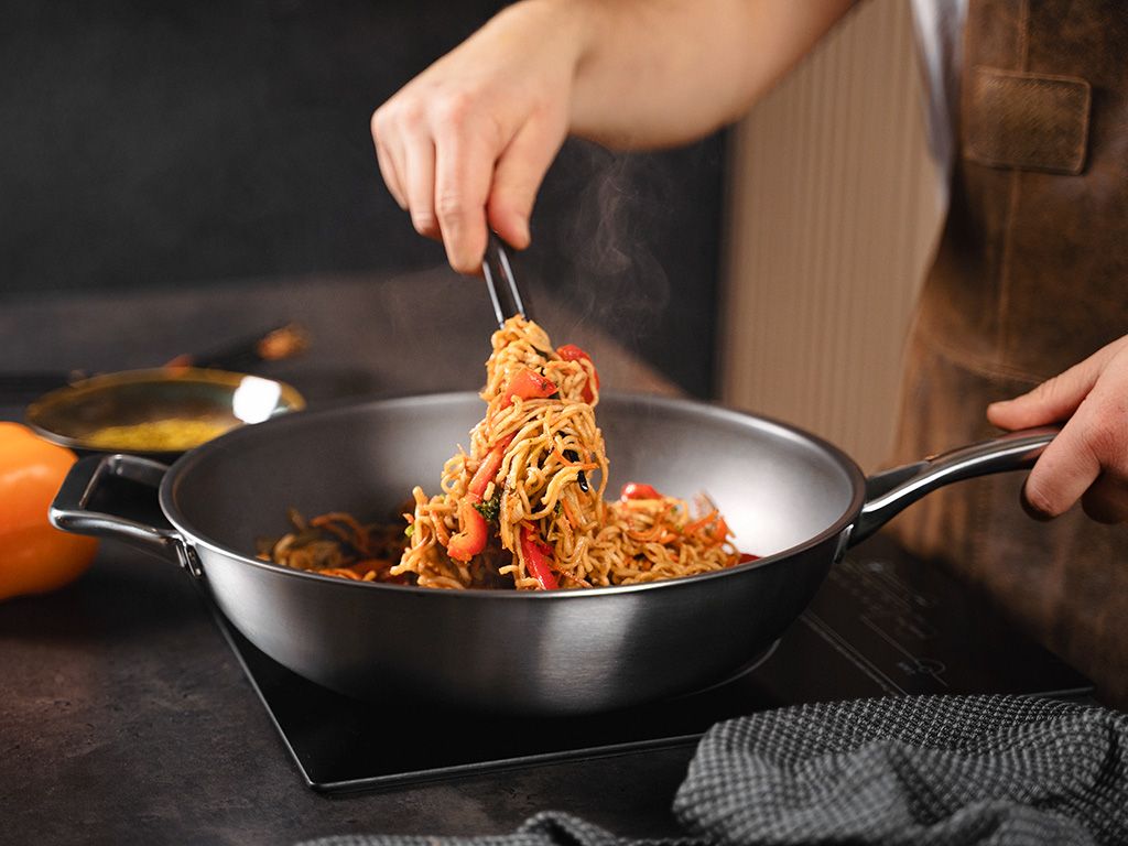 ZERO – LUONNOLLINEN TARTTUMATON WOK-PANNU 30 CM - 3